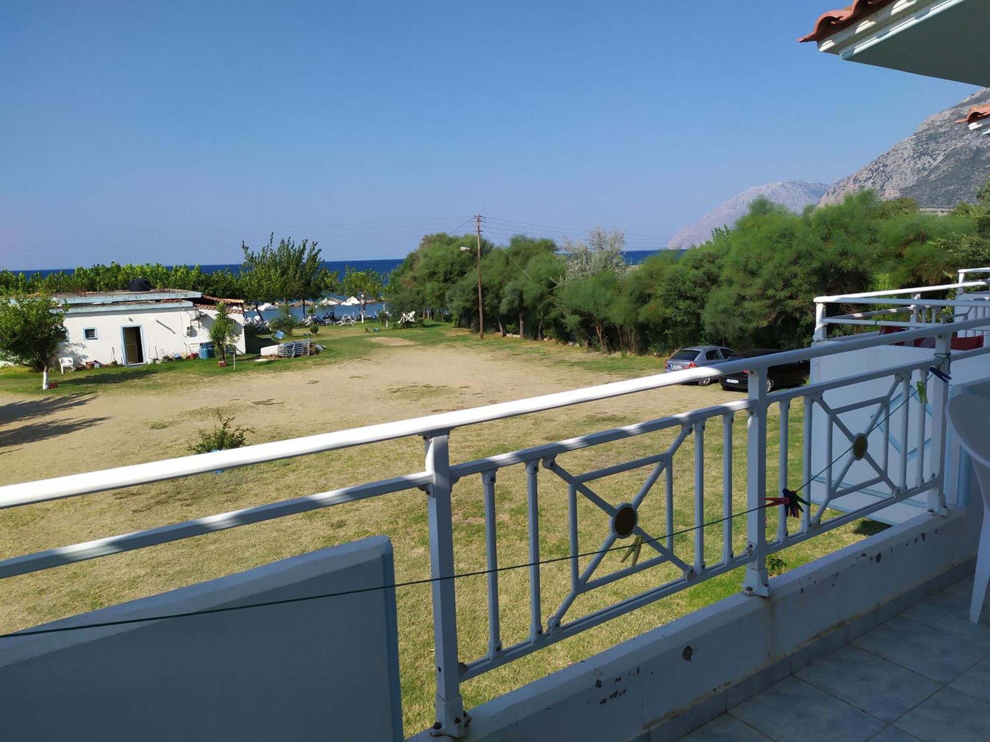 Makinia Beach Nafpaktos Esterno foto